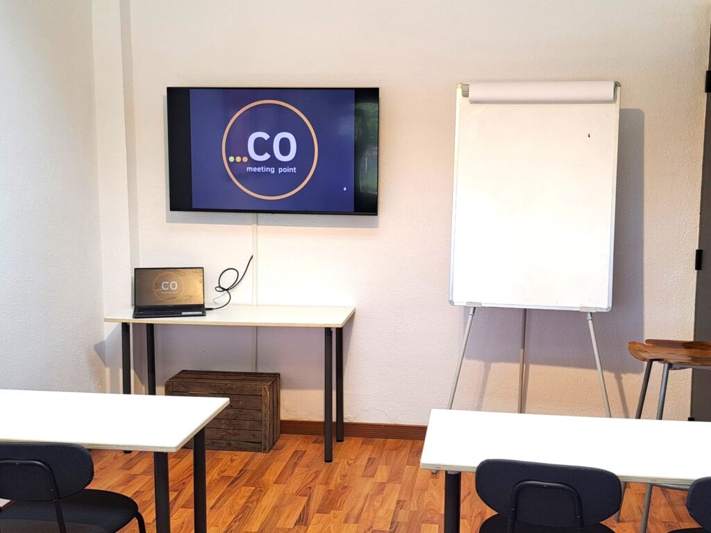 10 aspectos a considerar antes de alquilar una sala de reuniones