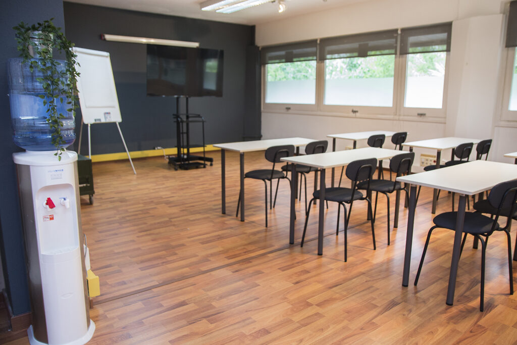 Alquiler de salas de reuniones en Barcelona: 5 aspectos a considerar antes de reservar